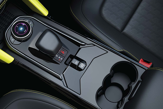 Tata Harrier, Terrain mode selector with command shifter and electronic parking brake with Auto Hold