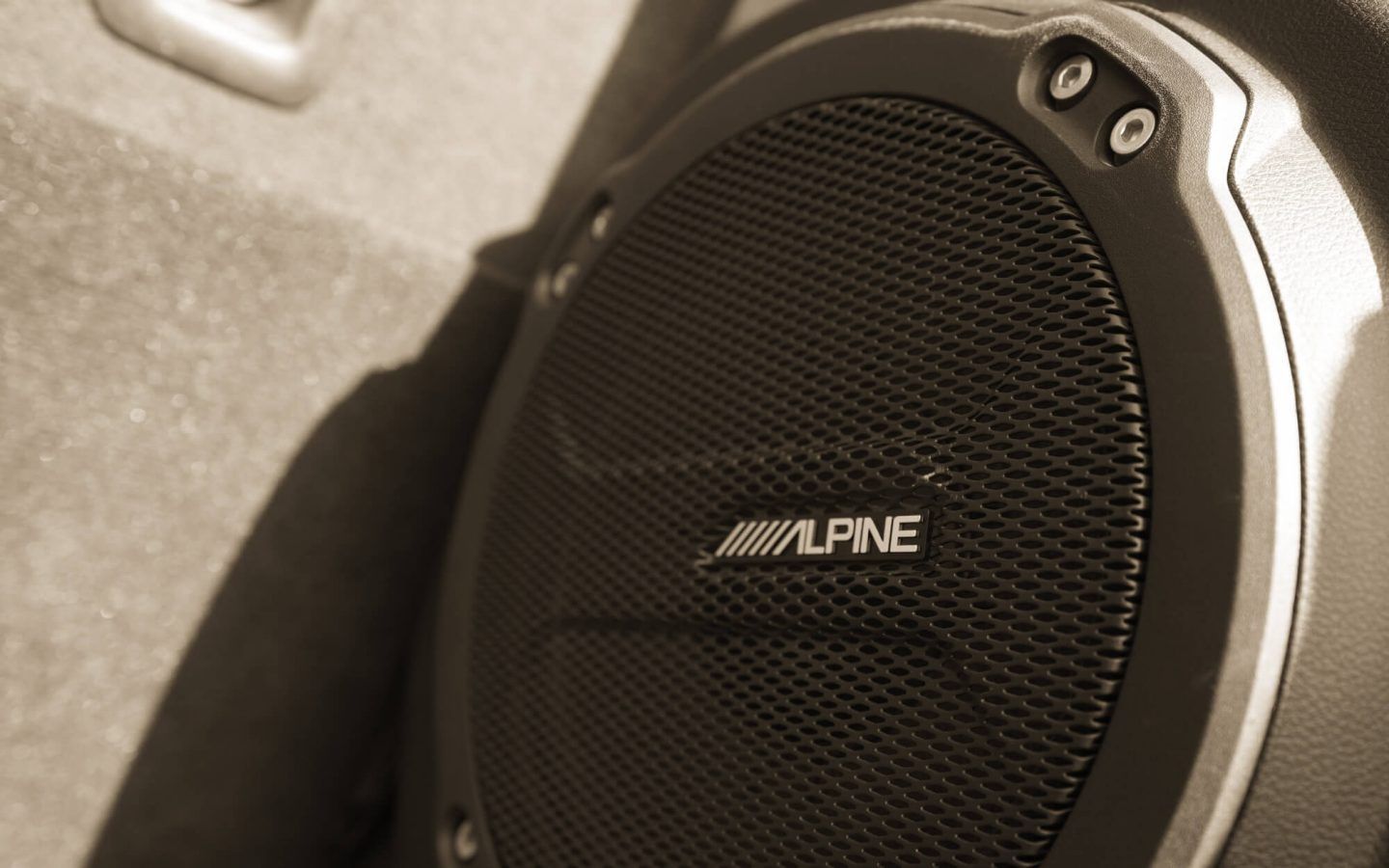 Jeep Wrangler — Alpine premium audio speaker