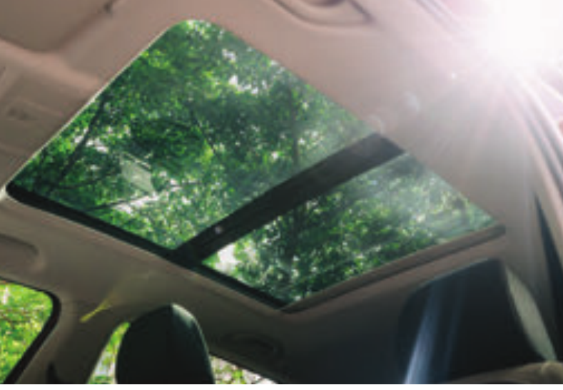 Volkswagen Taigun — Panoramic sunroof