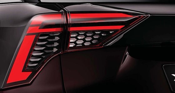 Mahindra XUV 7XO, Diamond-inspired LED tail lamps