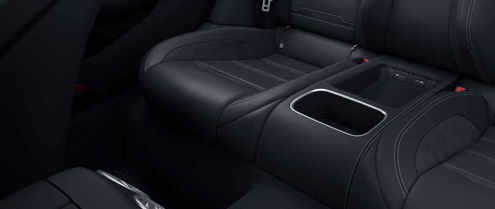 Mercedes-Benz Mercedes-AMG GT 63 S 4MATIC+ — Rear bench seat with fold-down centre armrest and cupholders