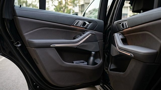 BMW X7 photo