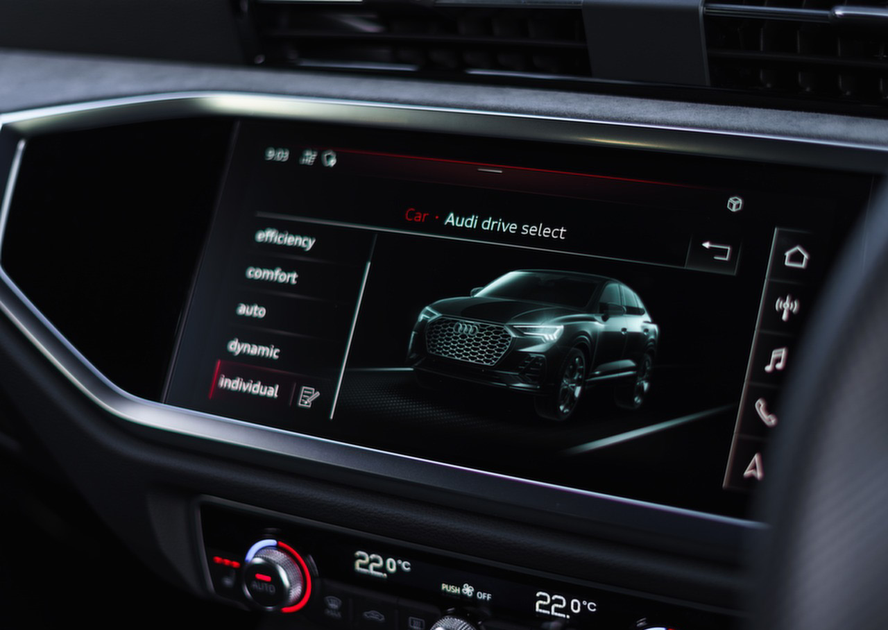 Audi Q3 Sportback — Audi drive select driving modes on the MMI