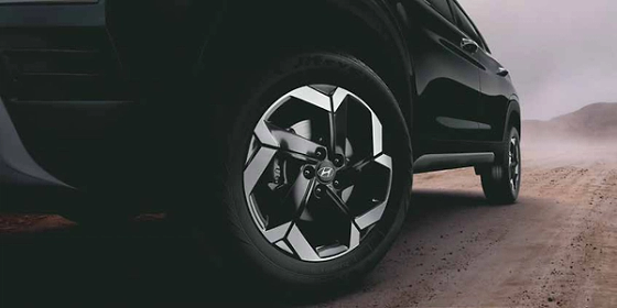 Hyundai Creta, R17 diamond-cut alloy wheels