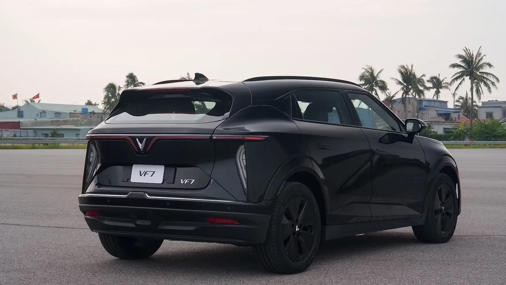 VinFast VF 7 — image 4