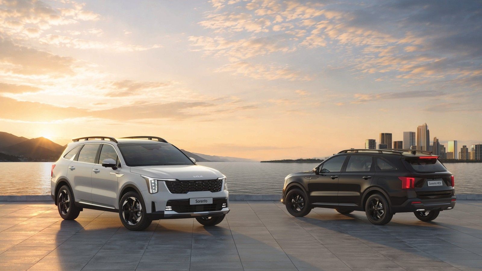 Kia Sorento — Flagship 3-row SUV positioning above the Carnival — 2WD and AWD, 6- and 7-seat layouts