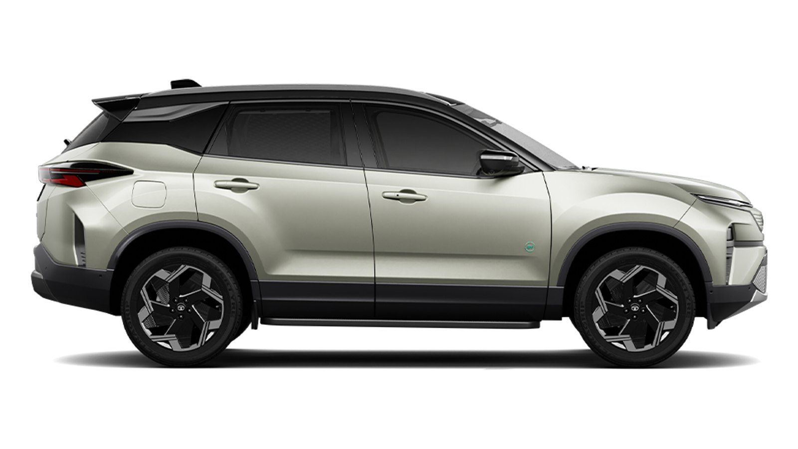 Tata Harrier EV in Empowered Oxide With Dual Tone