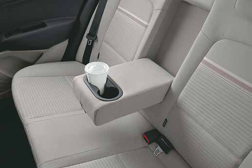 Hyundai Aura, Rear centre armrest with cup holder