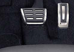 Skoda Octavia RS, Aluminium sports pedals.
