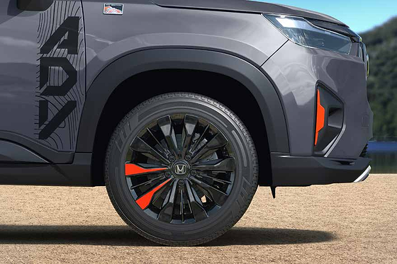 Honda Elevate (2023–2026), ADV Edition glossy-black alloy with Active Orange accents