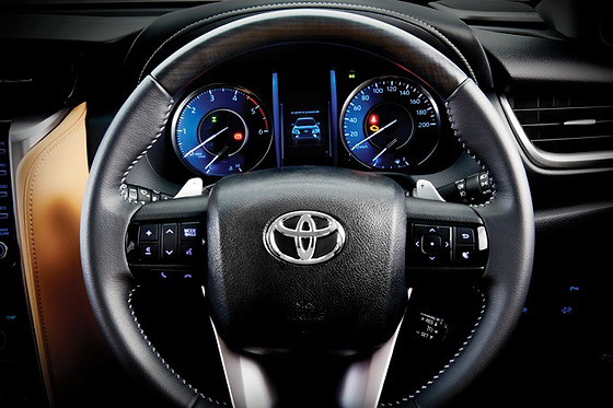 Toyota Fortuner, Leather steering wheel with cool-blue Optitron combination meter