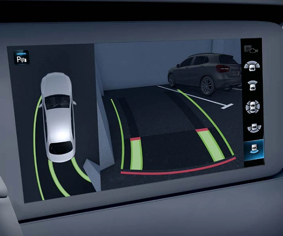 Mercedes-Benz C-Class, Parking package with 360-degree camera and guidance lines