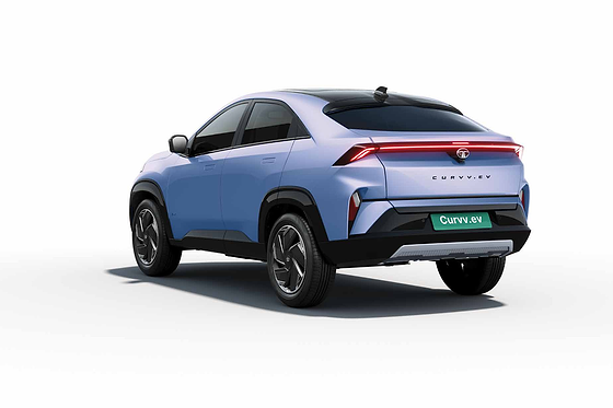 Tata Curvv EV, Contrast black roof with piano-black body cladding and satin-silver bumper skid plates