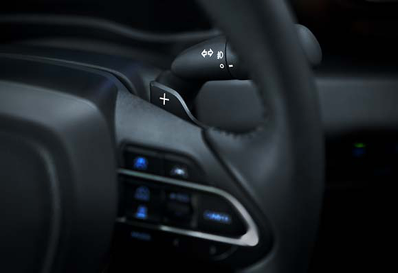 Toyota Innova Hycross, Steering-mounted paddle shifters