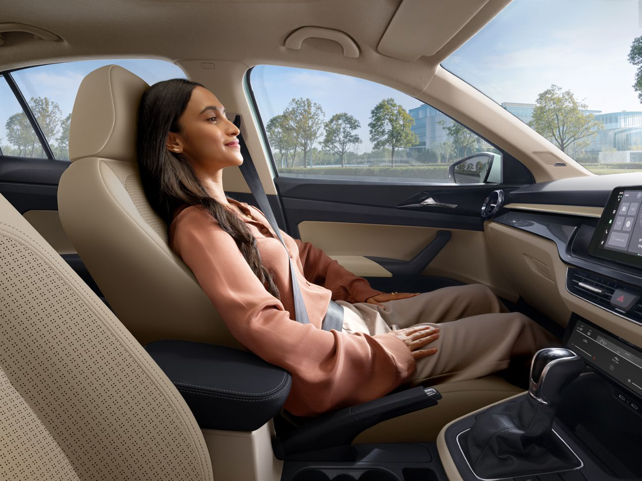 Skoda Slavia — Electrically adjustable, ventilated front seats