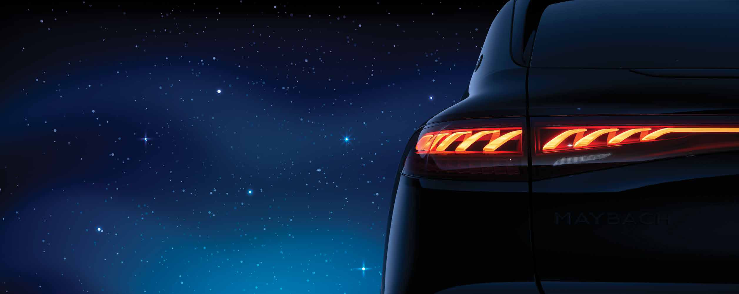 Mercedes-Benz Mercedes-Maybach EQS SUV — Full-width LED tail-light band with illuminated MAYBACH lettering