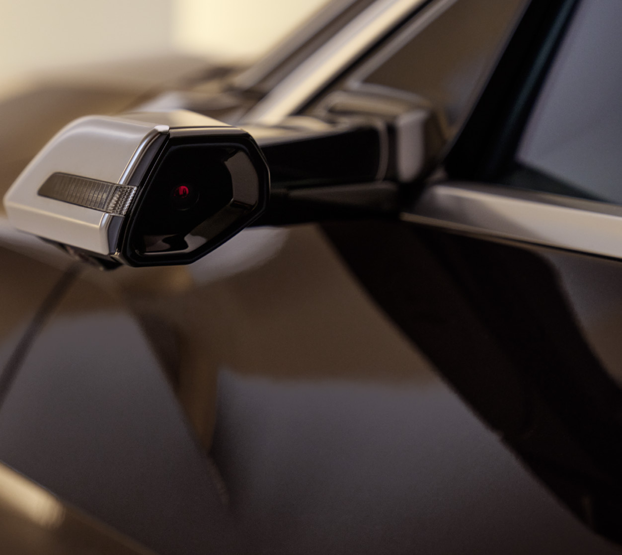 Audi Q8 Sportback e-tron — Digital Matrix LED headlights with signature daytime running light