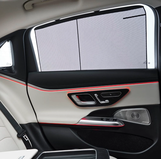 Mercedes-Benz E-Class, Electric roller sunblinds for the rear side windows