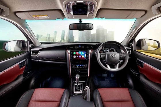 Toyota Fortuner Legender, Driver-focused dual-tone red and black cabin