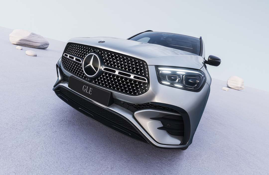 Mercedes-Benz GLE — Front fascia with AMG Line diamond-block grille and LED headlamps.