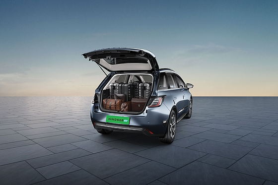 MG Windsor EV, Power tailgate opening to a large boot