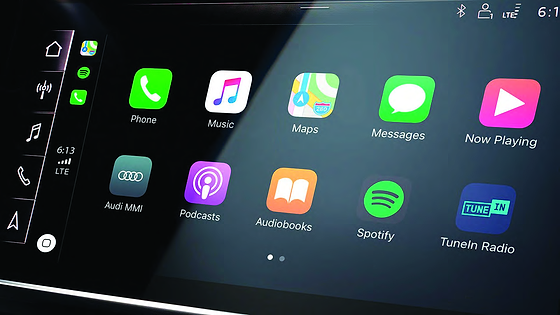 Audi RS Q8 Performance, Apple CarPlay smartphone interface on the MMI touchscreen