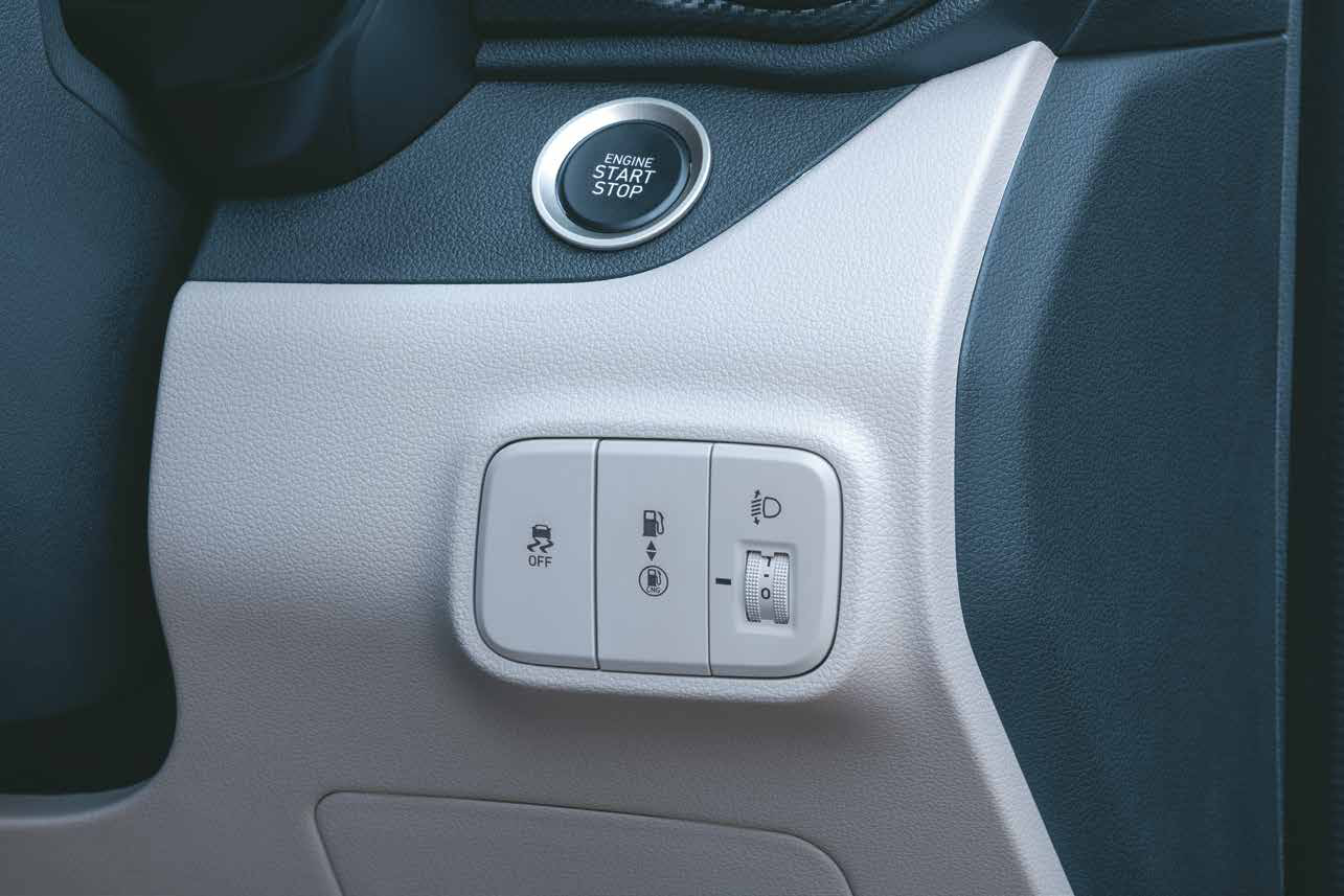 Hyundai Exter — Console-mounted petrol/CNG fuel-mode switch