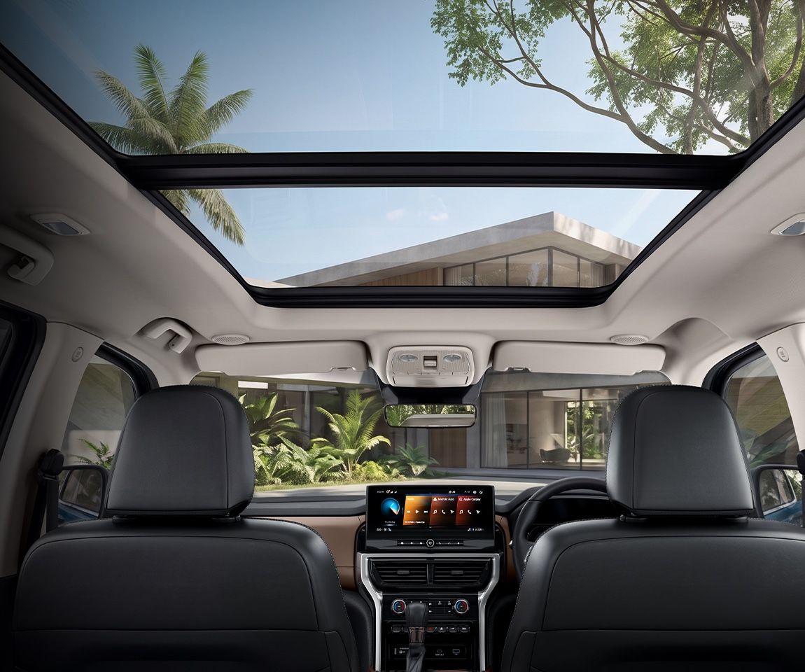 The new, larger panoramic skyroof.