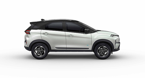 Tata Nexon EV, R16 alloy wheels with 215/60 R16 low rolling resistance tyres