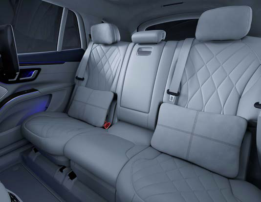 Mercedes-Benz EQS SUV — Rear bench seat trimmed in diamond-quilted leather with a folding centre armrest
