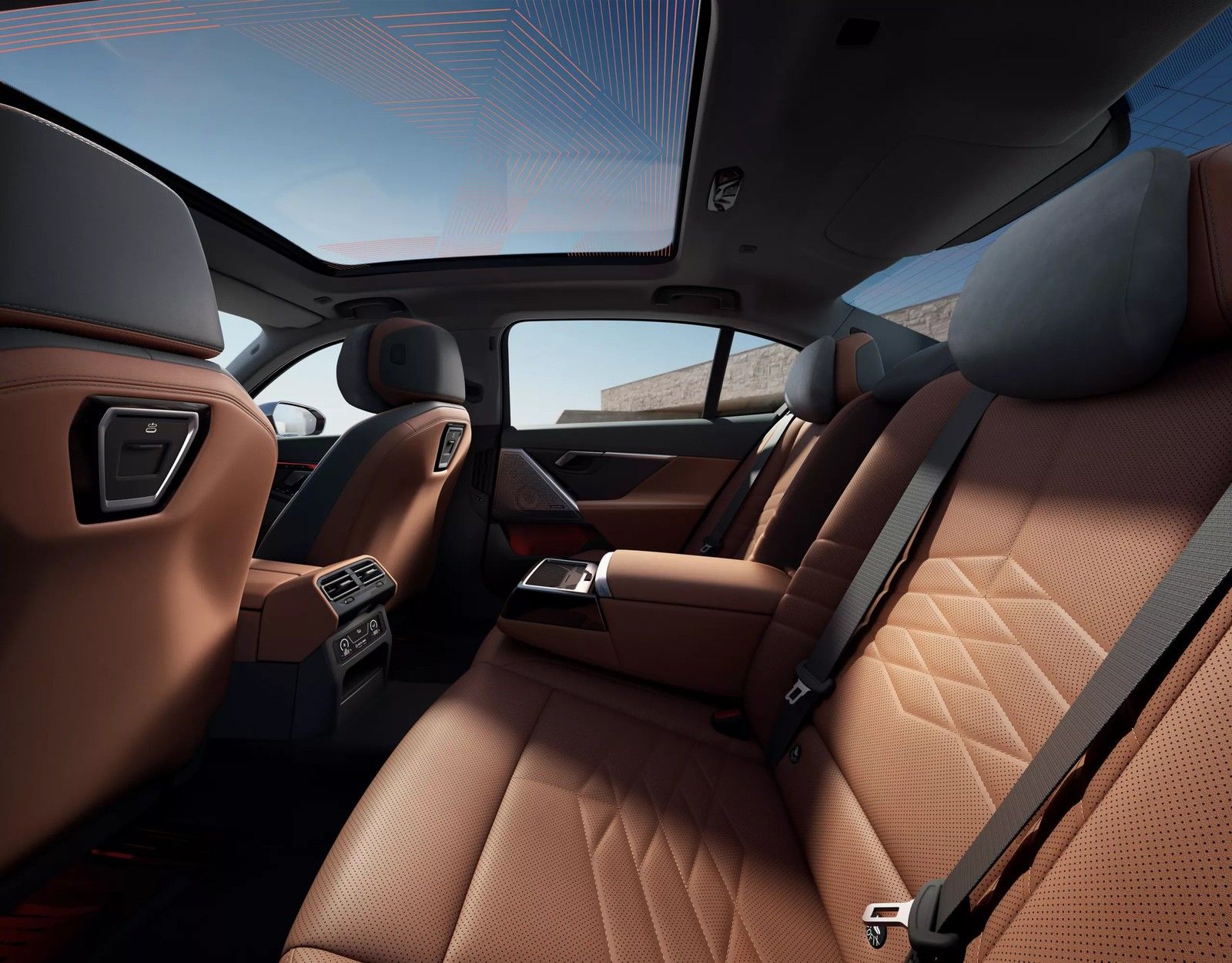 BMW i5 LWB — Sky Lounge panoramic glass roof over the rear cabin, with the Travel & Comfort system.
