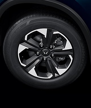 Mahindra Scorpio N, New R18 dual-tone diamond-cut alloy wheel