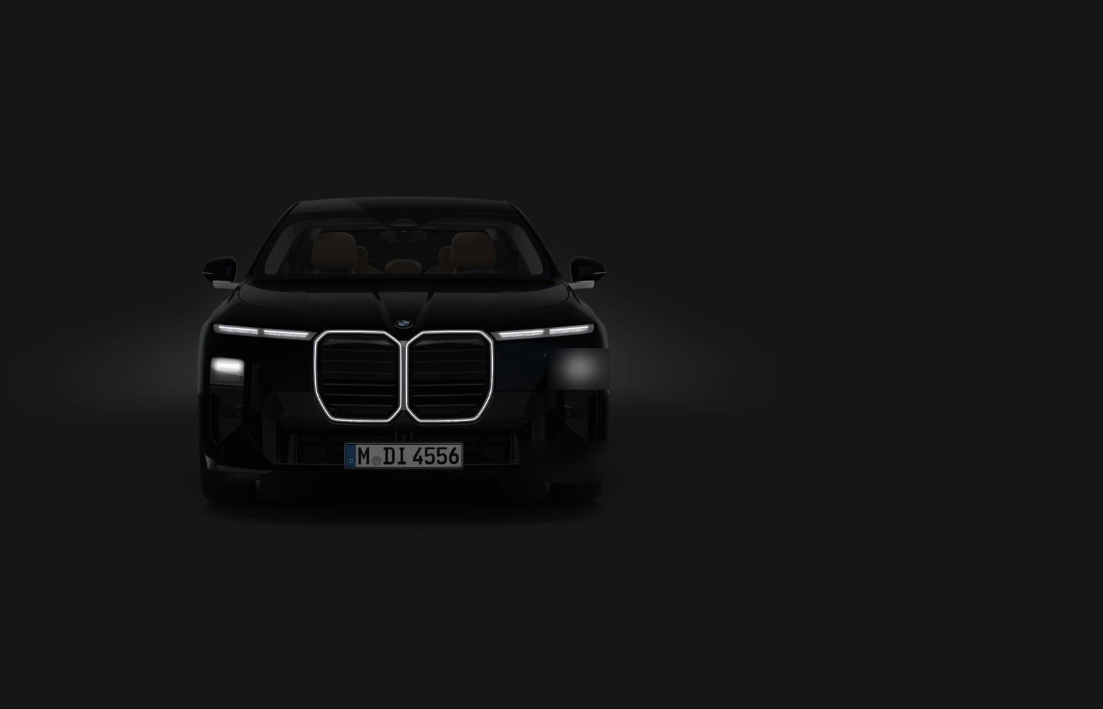 BMW 7 Series — BMW kidney Iconic Glow: the illuminated grille frame that marks out the facelifted 7 Series