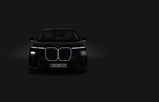 BMW 7 Series, BMW kidney Iconic Glow: the illuminated grille frame that marks out the facelifted 7 Series