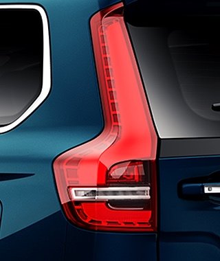 Mahindra Scorpio N, Tall vertically-stacked LED tail-lamp