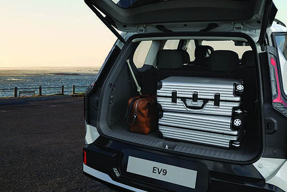 Kia EV9, Flexible boot with generous luggage capacity