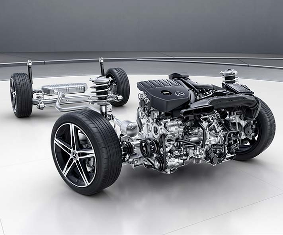 Mercedes-Benz GLA, Comfort chassis and drivetrain with 4MATIC all-wheel drive