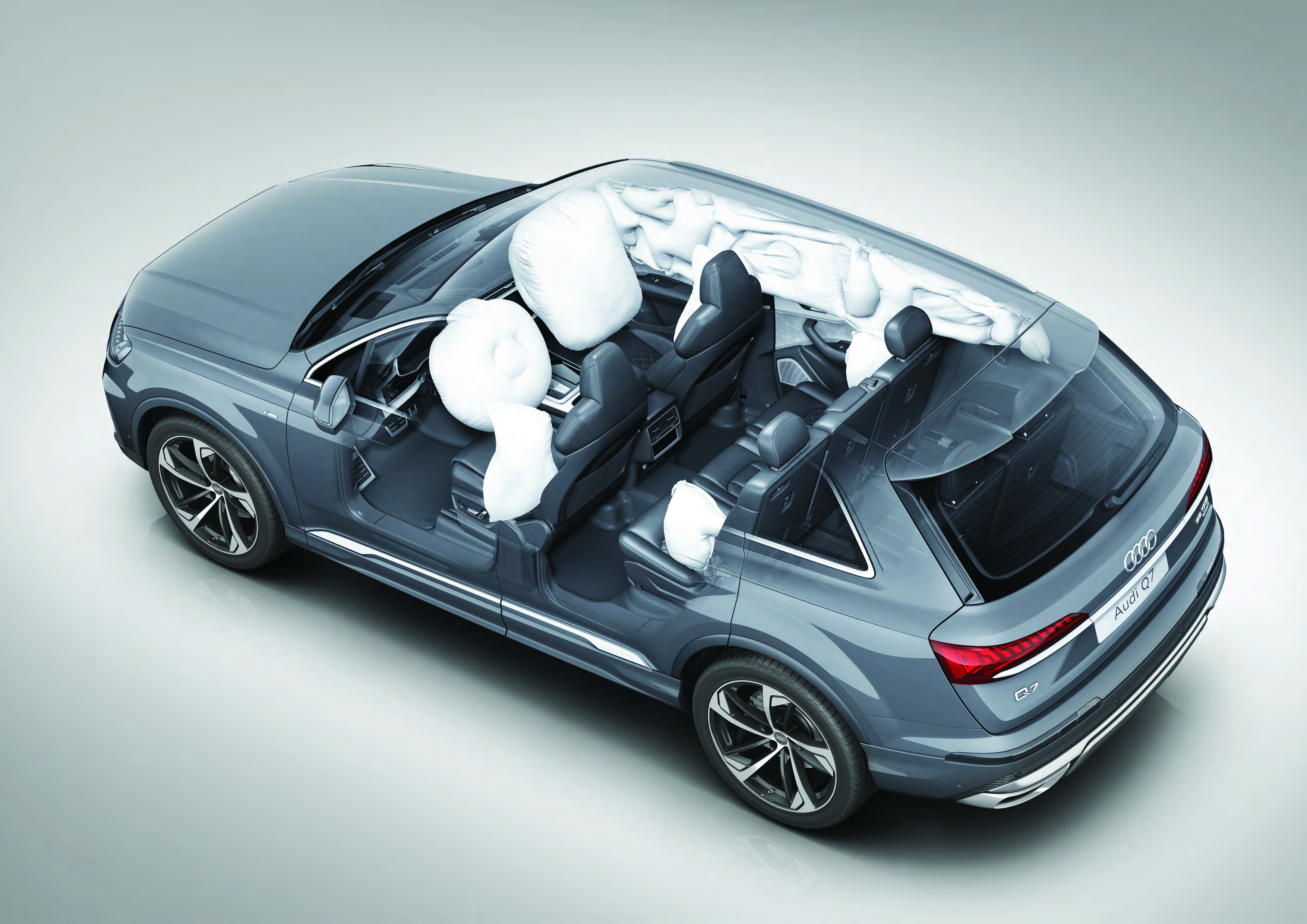 Audi RS Q8 Performance — Airbag deployment layout across the front and side positions