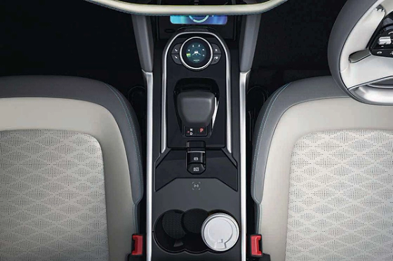 Tata Harrier EV, Phygital control panel - smart digital shifter, jewel-like terrain knob and cooled storage all within arm’s reach