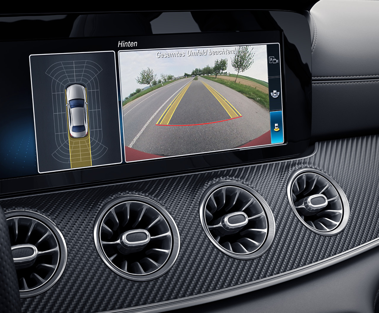Mercedes-Benz Mercedes-AMG GT 63 S 4MATIC+ — Reversing camera with dynamic guide lines and parking sensors on the central display