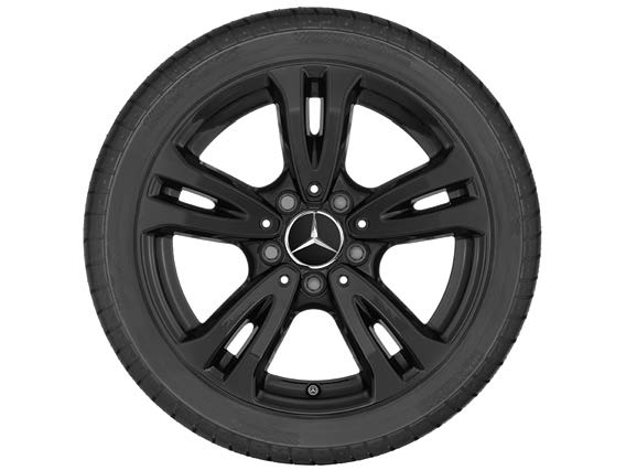 Mercedes-Benz Mercedes-AMG A45 S — 5-twin-spoke light-alloy wheel finished in black.