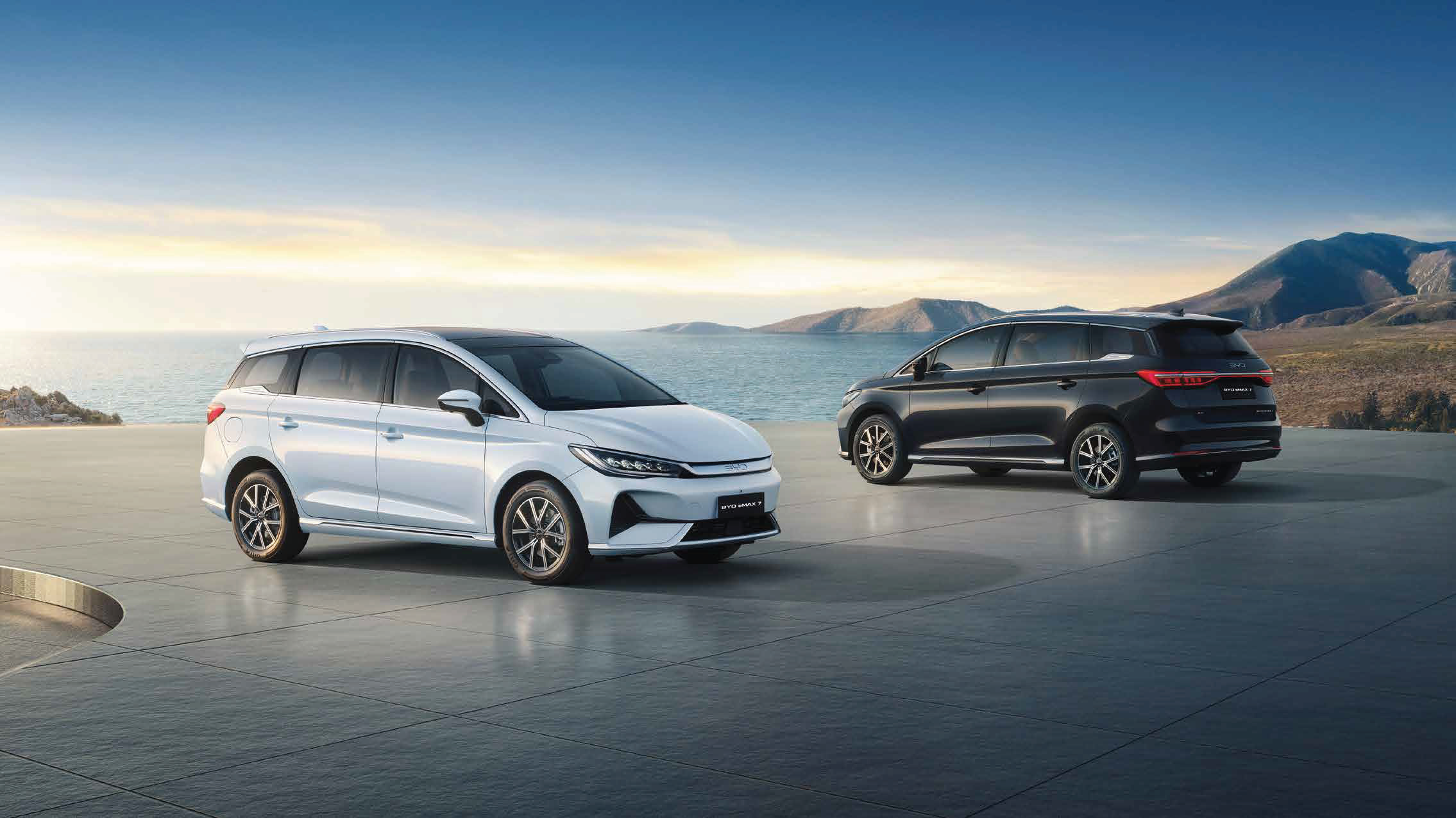 BYD eMAX 7 — 0-100 km/h in 8.6 seconds with up to 530 km range