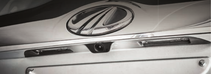 Mahindra Marazzo — Reverse camera with adaptive parking guidelines integrated into the tailgate