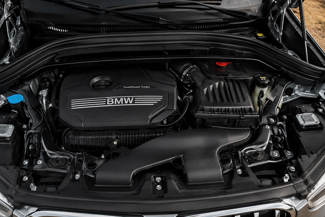 BMW X1 photo