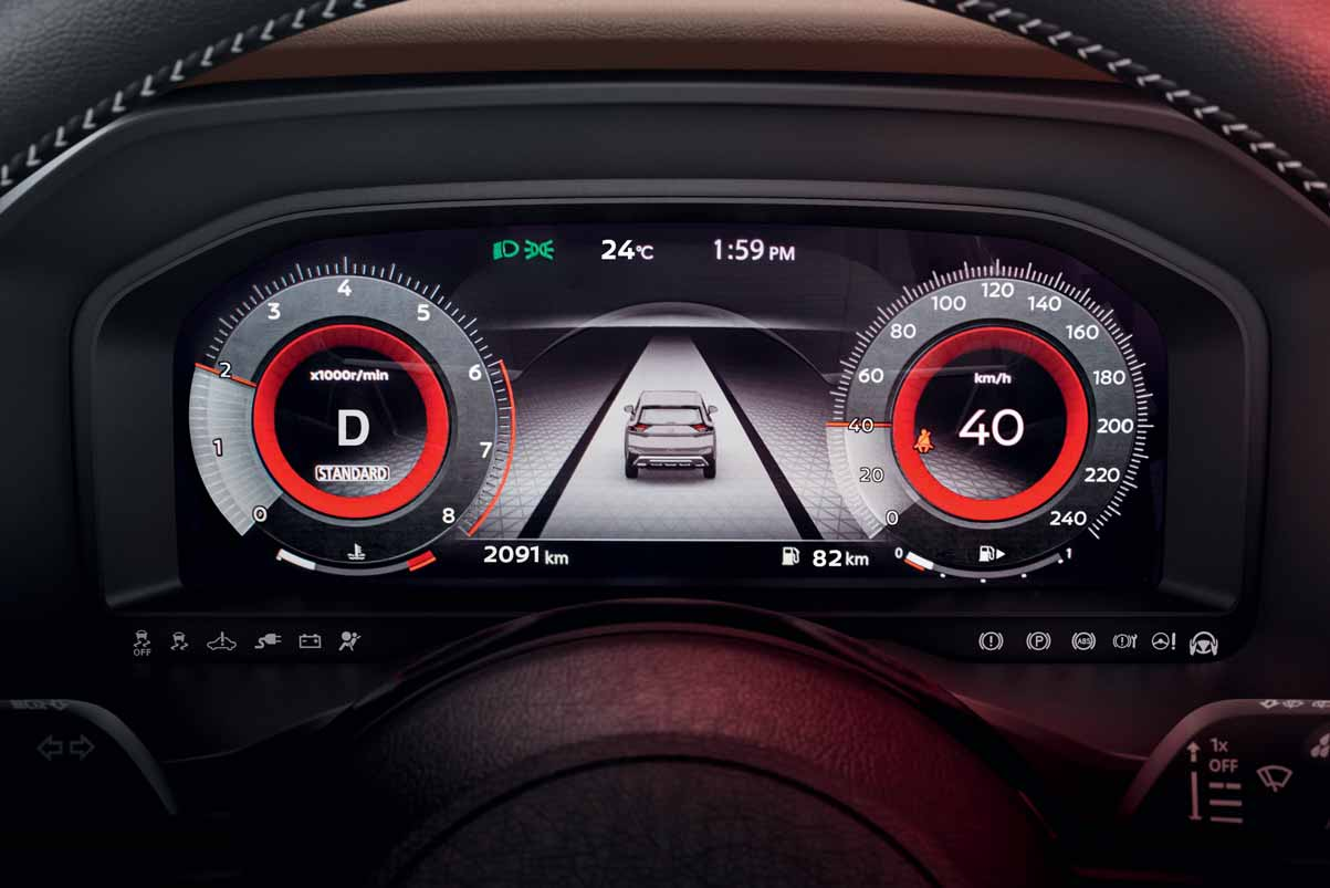 Nissan X-Trail — Digital instrument cluster with drive-assist display
