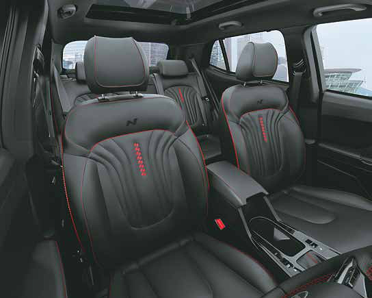 Hyundai Creta N Line, Leather upholstery seats with N logo