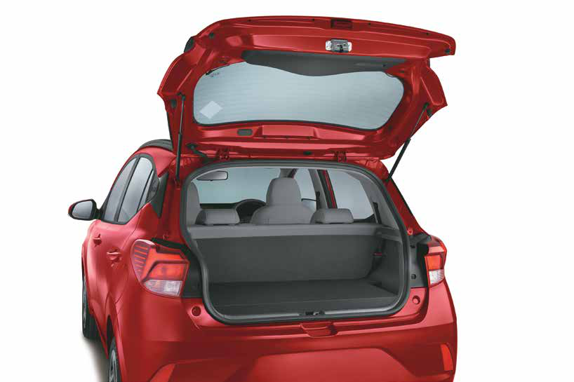 Hyundai Grand i10 Nios — Spacious boot with company-fitted dual-cylinder CNG
