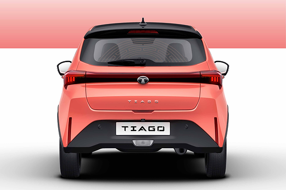 Tata Tiago, Halo lightbar connected tail lamps stretch edge to edge for a wide, planted rear signature