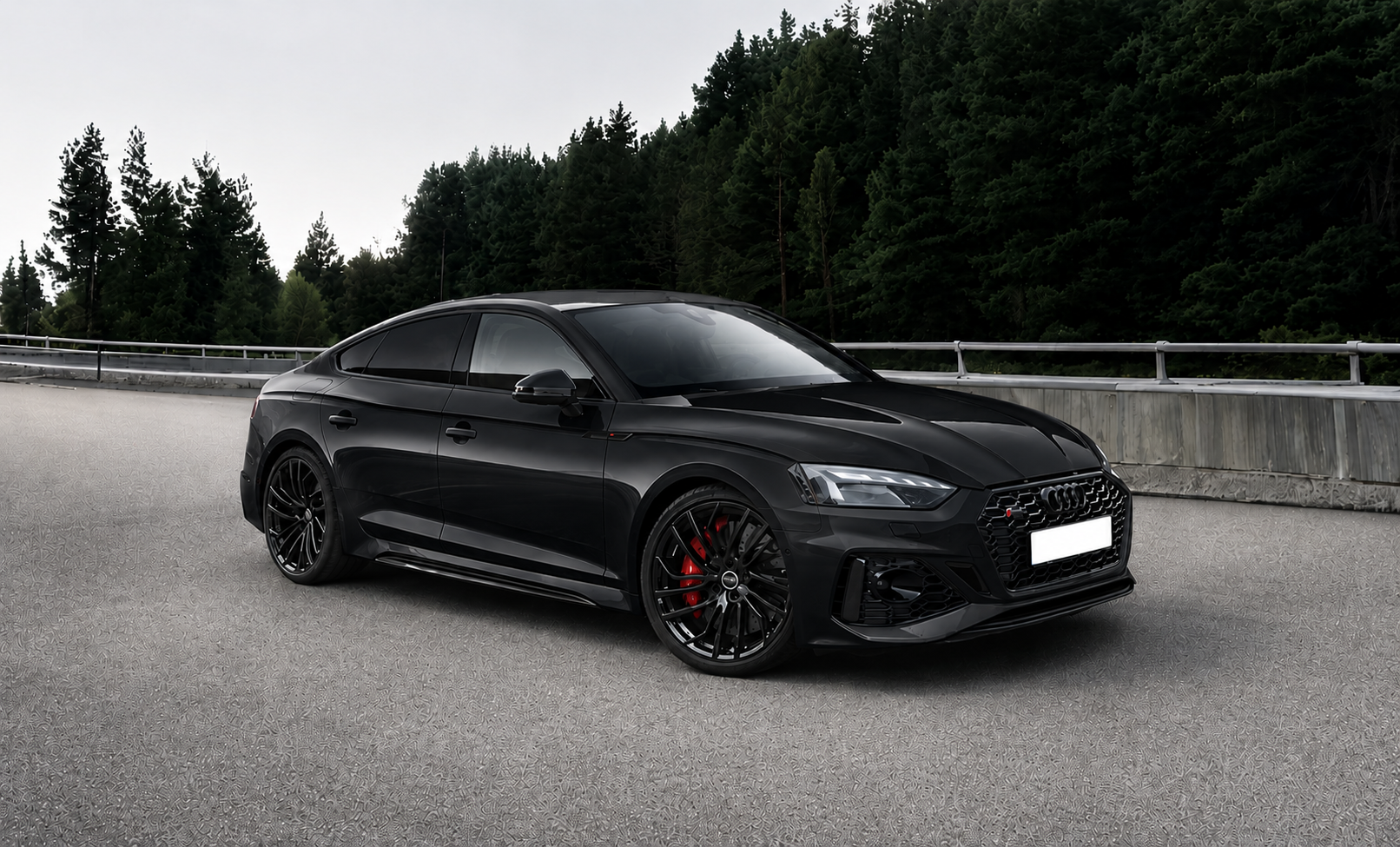 Audi RS5 in Mythos Black