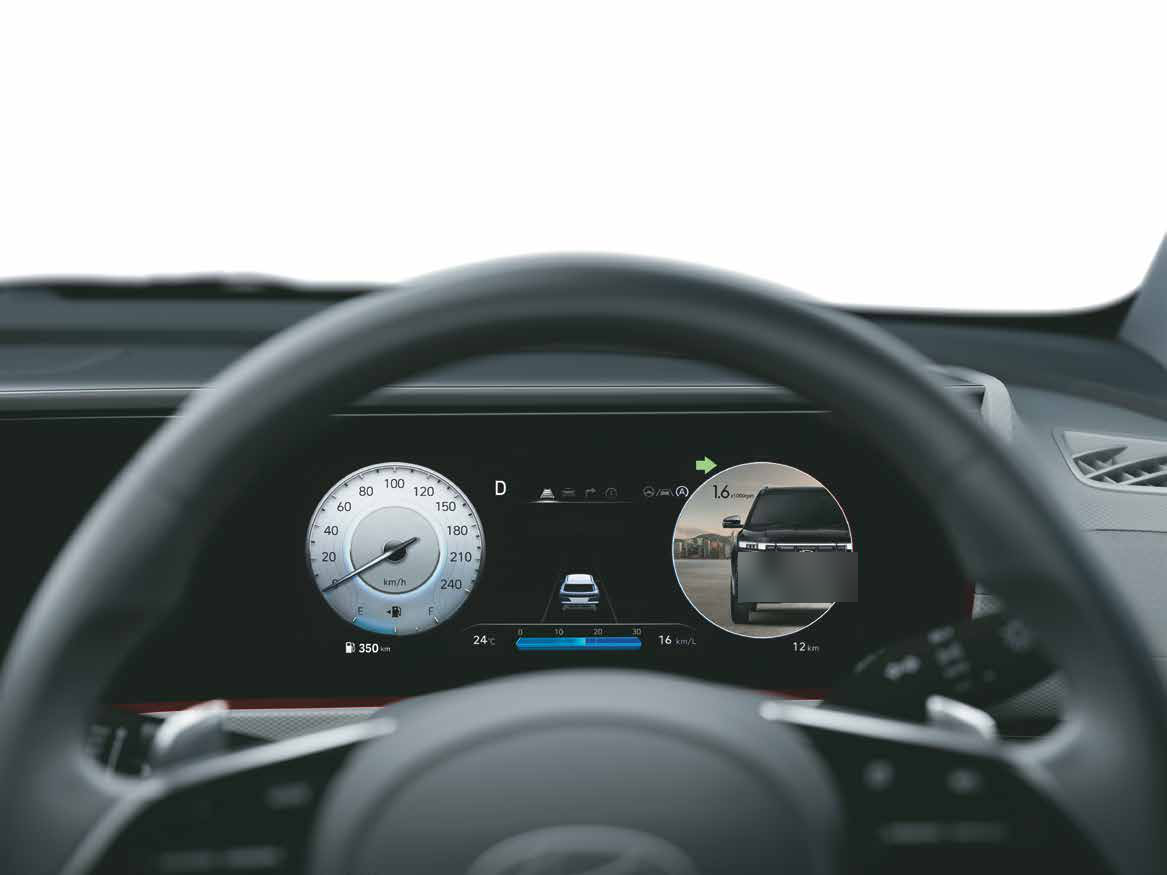 Hyundai Creta — Blind-spot View Monitor — live side-camera feed in the cluster